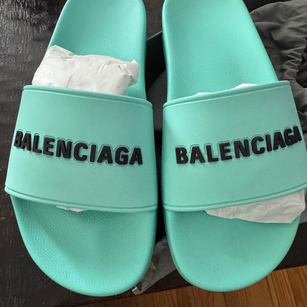 Balenciaga Mint Logo Pool Slides Size 38 (8 US)